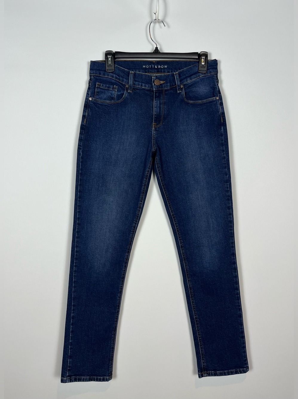 MOTT & BOW Boyfriend Jeans Women’s Size 27 Inseam 28”